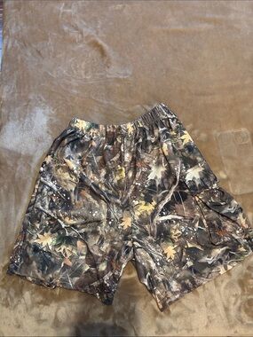 SHEIN Men's Leaf Camo Cargo Shorts - Brown/Green